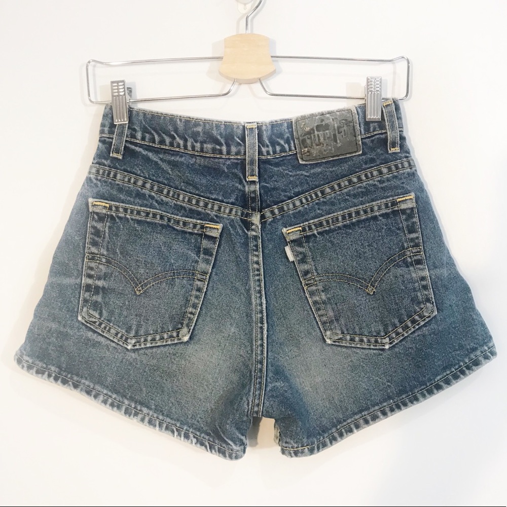 LEVI’S Vintage Silver Tab Guy’s Fit Jean Shorts - Picture 2 of 10
